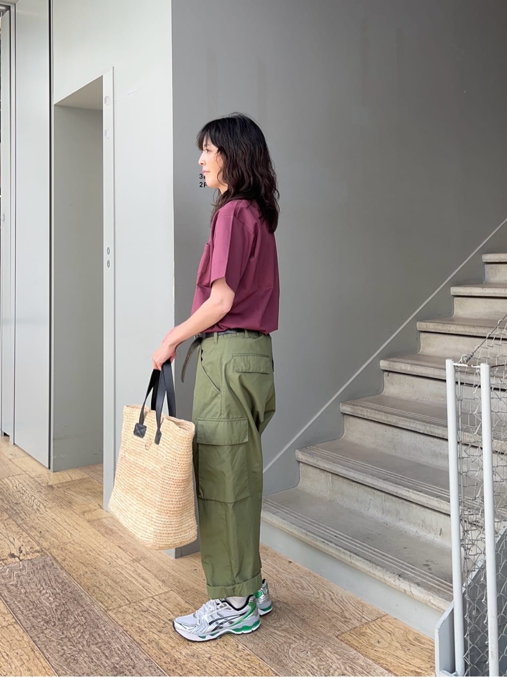 神野（jinno）さんの「TAKEO KIKUCHI｜【COOL CITY WEAR】ワンポイント刺しゅう ポケットTシャツ /接触冷感」を使ったコーディネート