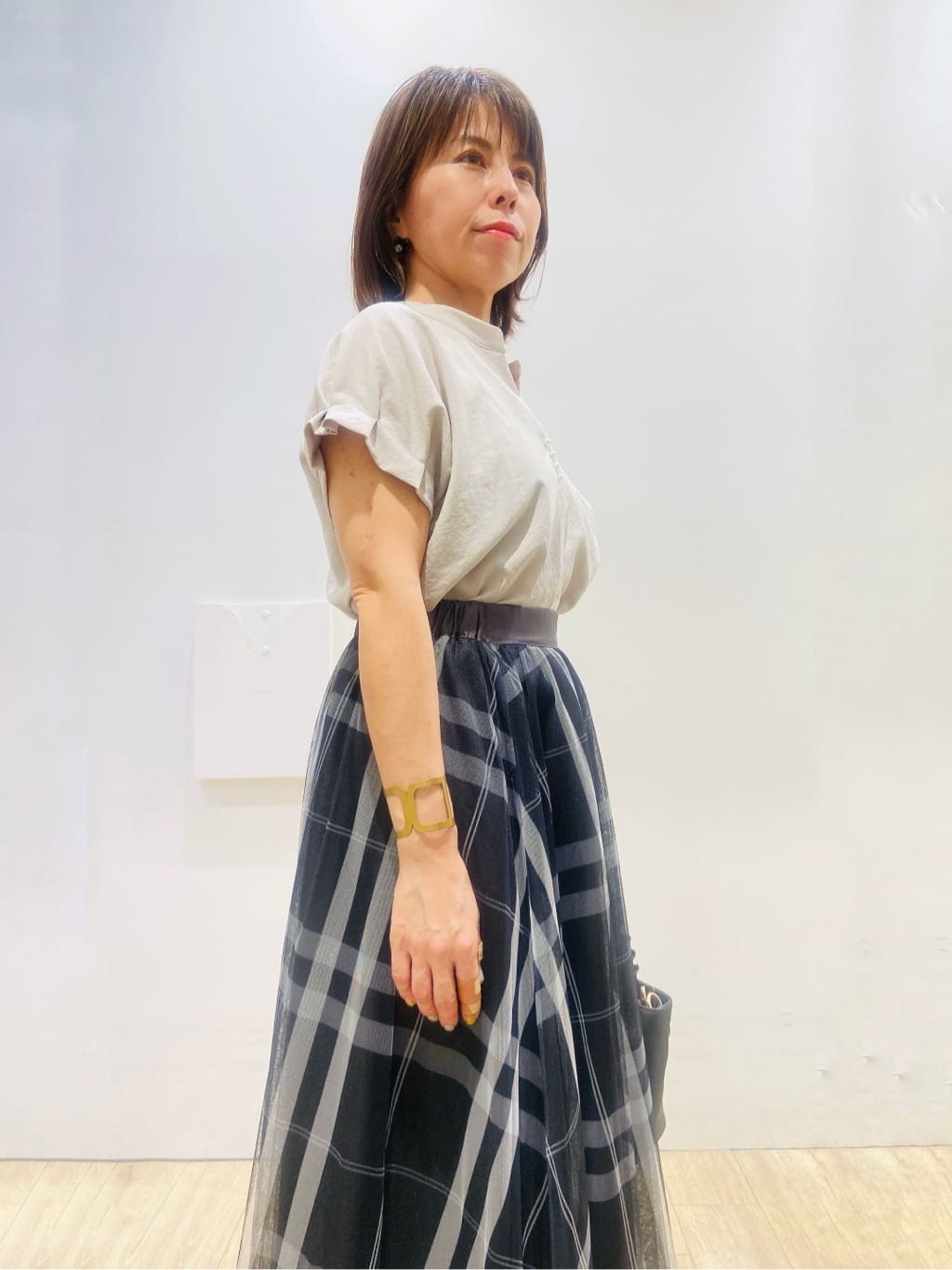 YUKOさんの「index｜《7色展開／XS-LLサイズ》タックスリーブスキッパーブラウス【洗濯機洗い可／吸水速乾／抗ピル／防シ」を使ったコーディネート