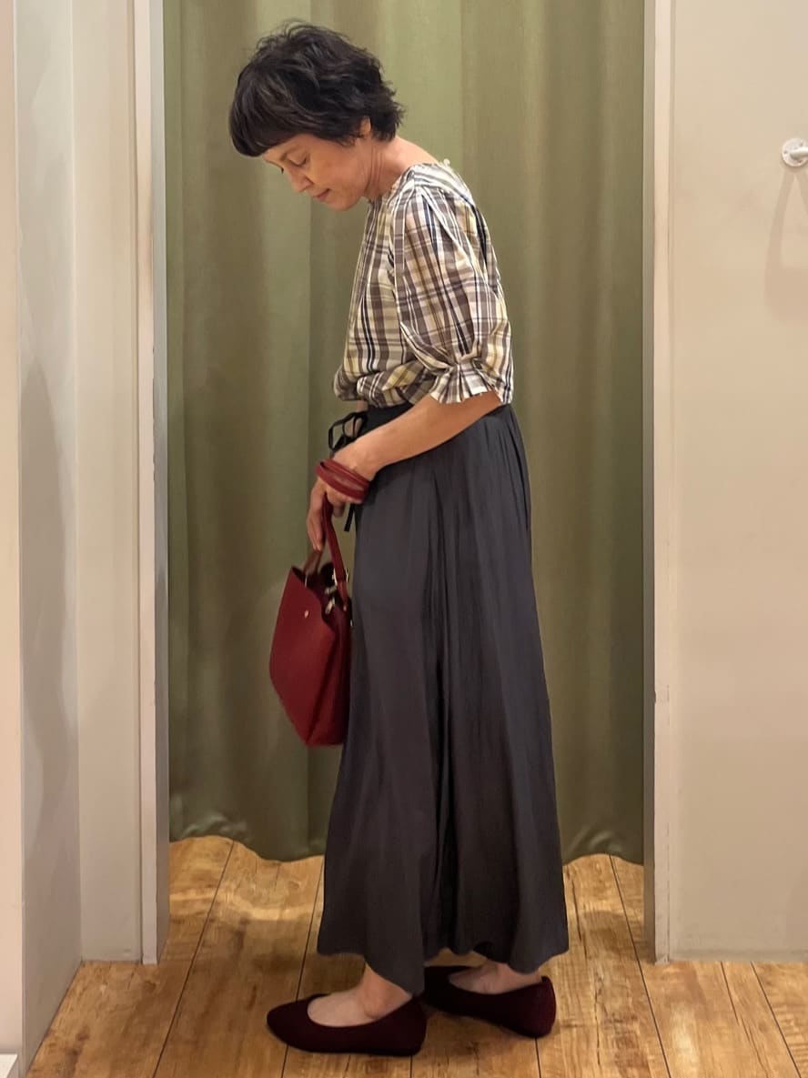 ☆ほしさんの「SHOO･LA･RUE｜【S-LL/5分袖】お袖タックできれいに魅せる 大人のチェックブラウス」を使ったコーディネート