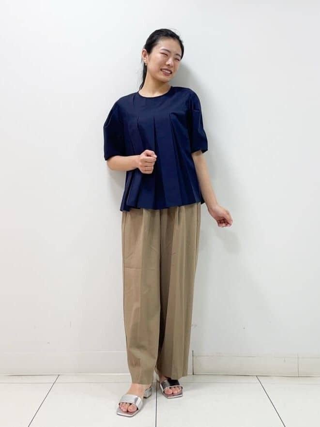 yasuokaさんの「Dessin｜【ウエストゴム/洗える】リラクシーナイロンパンツ」を使ったコーディネート