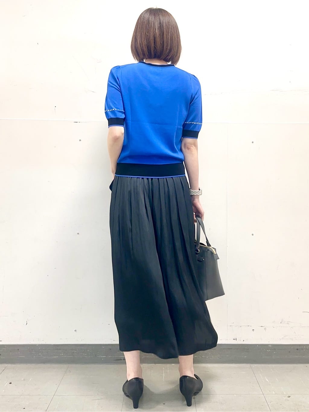 イト子さんの「Reflect｜【WEB先行カラーあり／手洗い可／アンサンブル可】バイカラー五分袖ニット」を使ったコーディネート