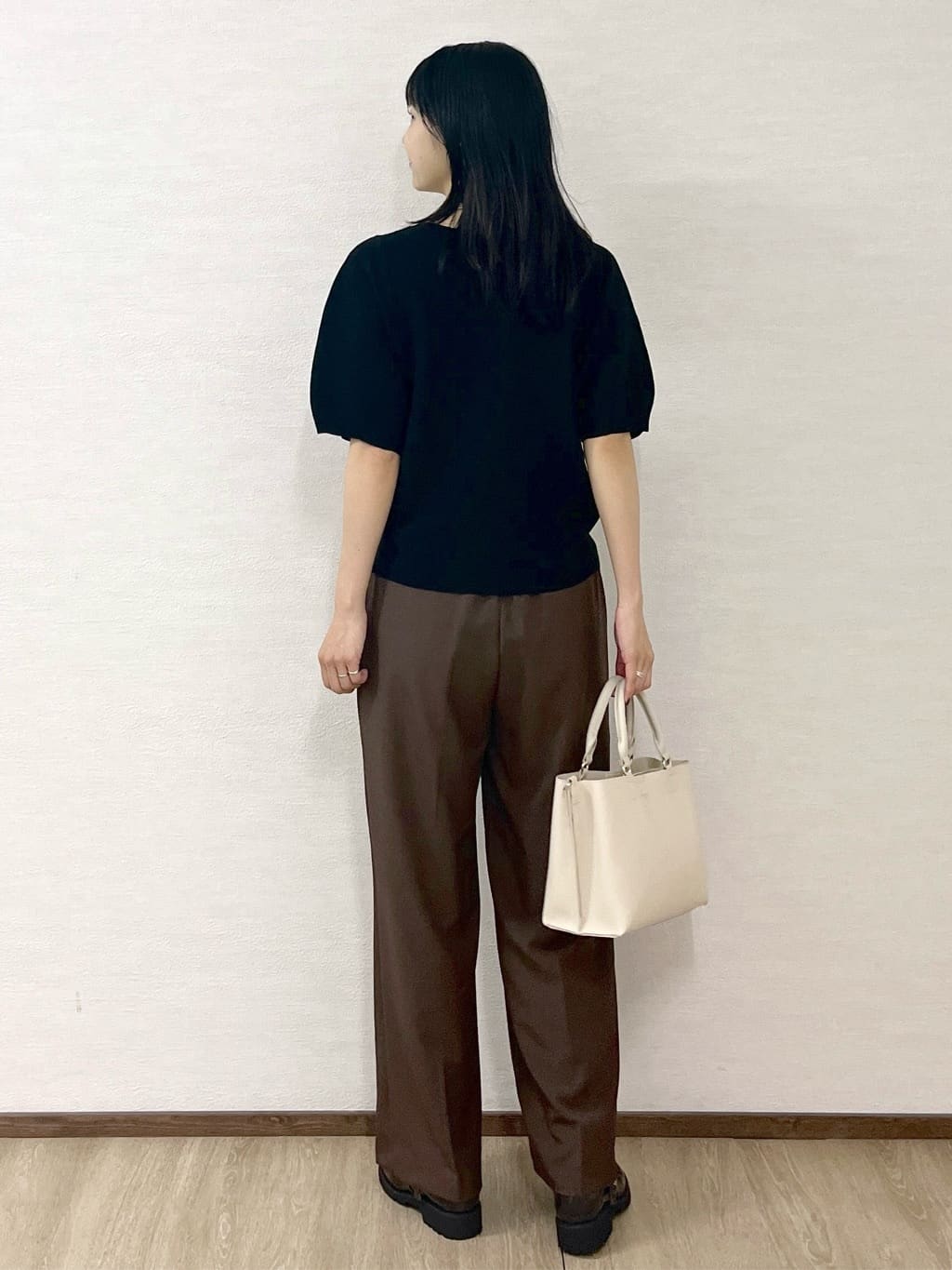 sachikoさんの「OPAQUE.CLIP｜ガーターボリュームスリーブニット【UVケア／洗濯機洗い可】」を使ったコーディネート