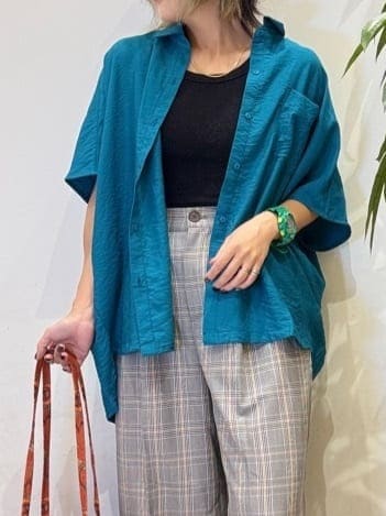 misakiさんの「SHOO･LA･RUE｜【洗える/S-LL/5分袖】1枚でも羽織としても。さらさらドレープシャツ」を使ったコーディネート