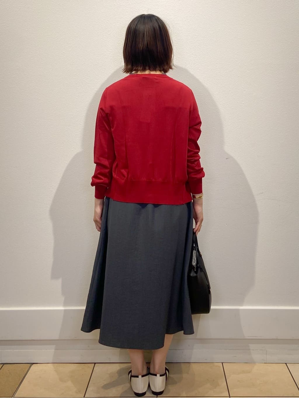 kimiさんの「index｜《美人百花掲載》ビジュークルーネックカーディガン【洗濯機洗い可／UVケア／接触冷感／抗ピル】」を使ったコーディネート