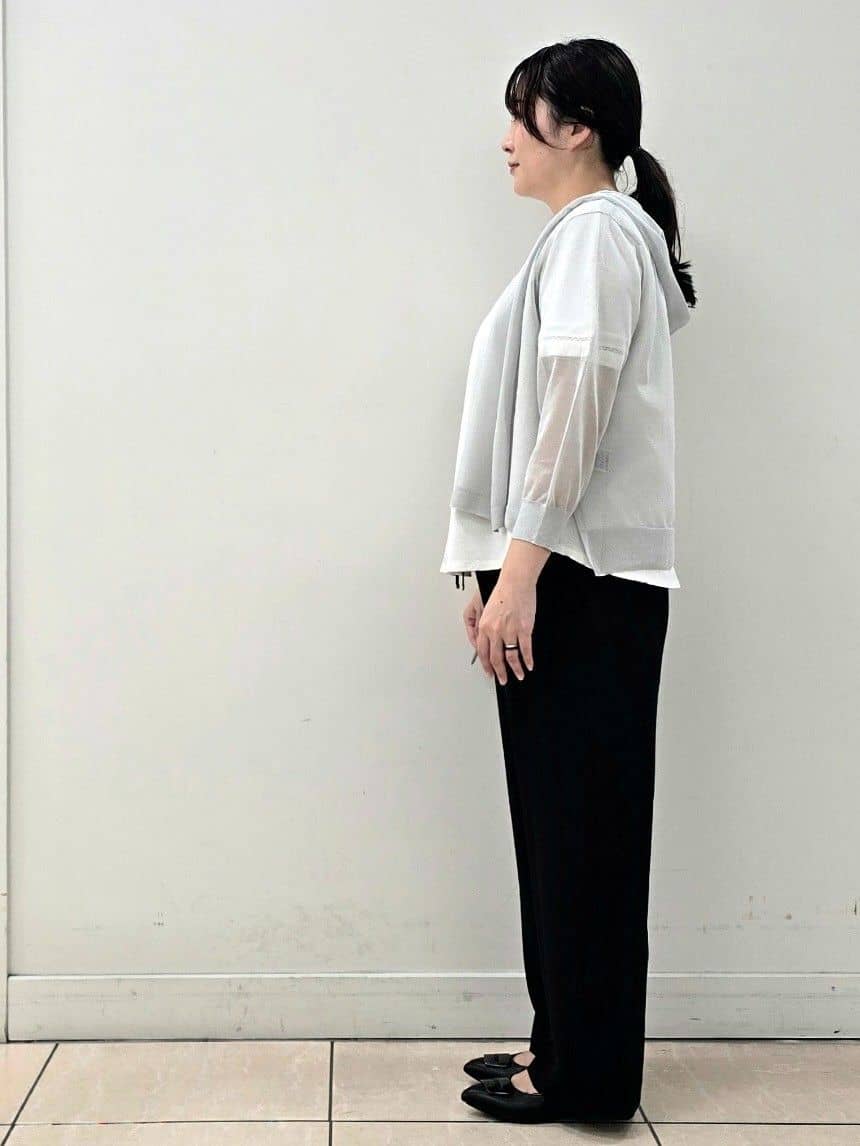fkeさんの「Reflect｜【寒暖差対策に◎／手洗い可／旅行や通勤に】フード付きシアーカーディガン」を使ったコーディネート