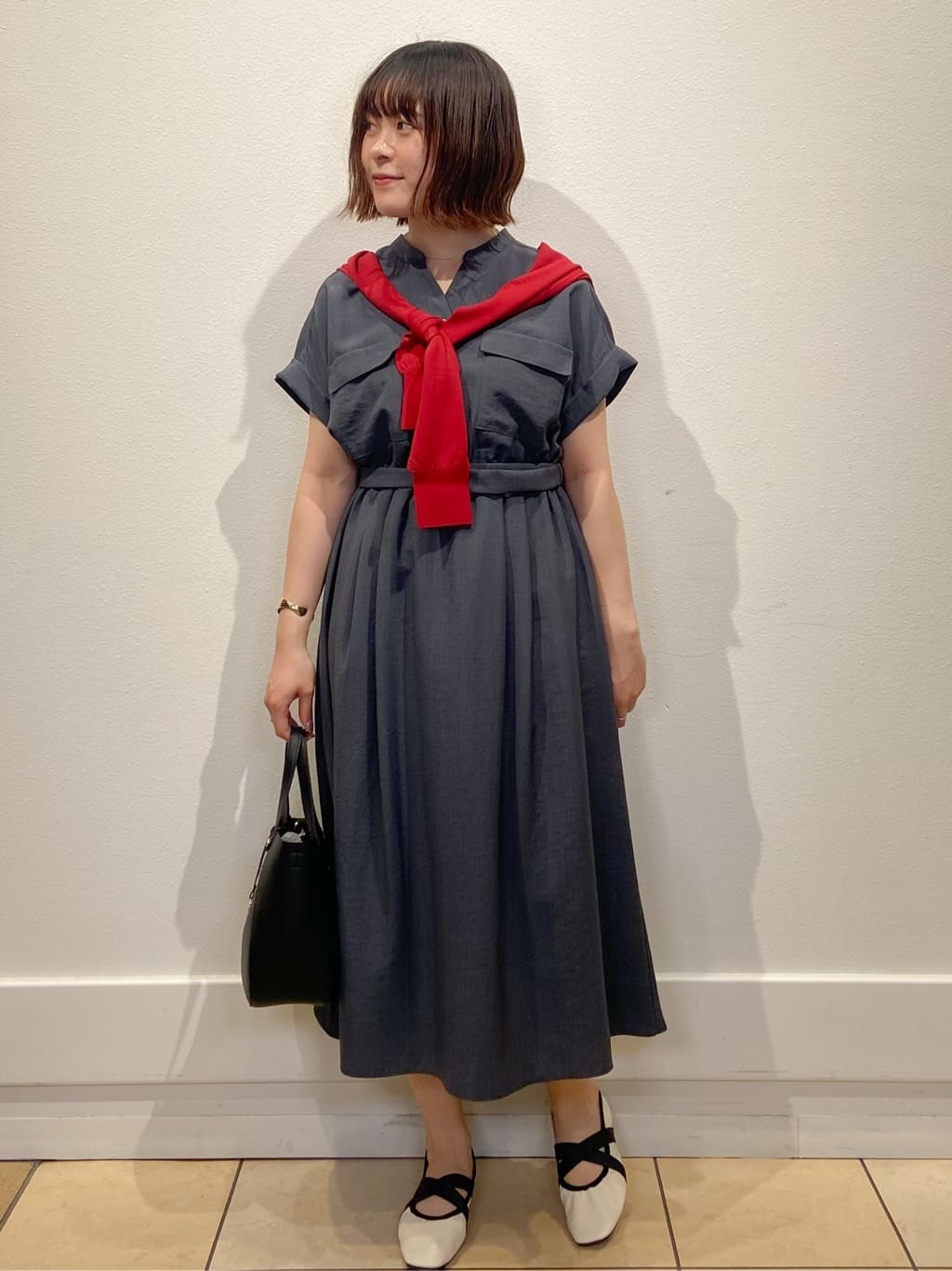 kimiさんの「index｜《美人百花掲載》ビジュークルーネックカーディガン【洗濯機洗い可／UVケア／接触冷感／抗ピル】」を使ったコーディネート