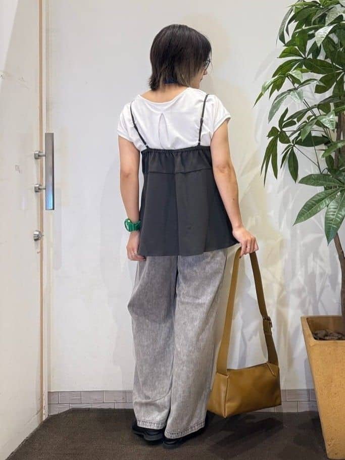 misakiさんの「SHOO･LA･RUE｜【S-LL/セットアップ可/ひんやり】女性らしさ溢れる ティアードキャミソール」を使ったコーディネート