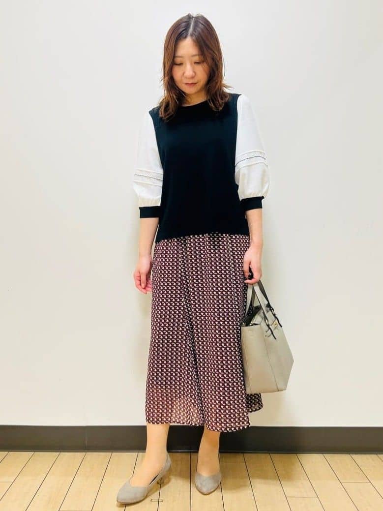 miiiさんの「Reflect｜【WEB先行カラーあり／マシンウォッシュ可／ウエスト総ゴム】コツキ幾何柄ロングスカート」を使ったコーディネート