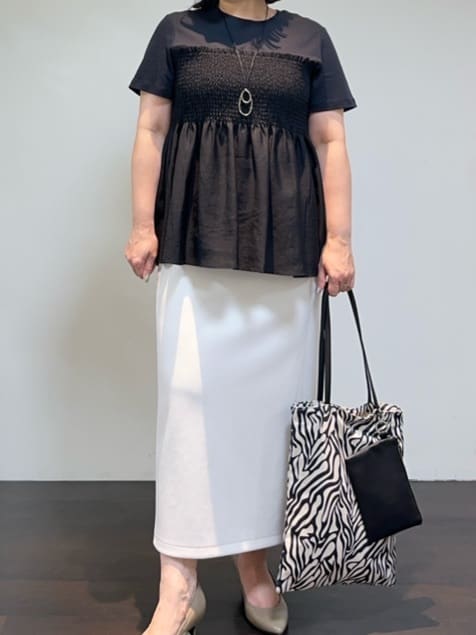 Asamiさんの「UNTITLED｜【コットン100/洗える/Tシャツ】シャーリングドッキングペプラム」を使ったコーディネート