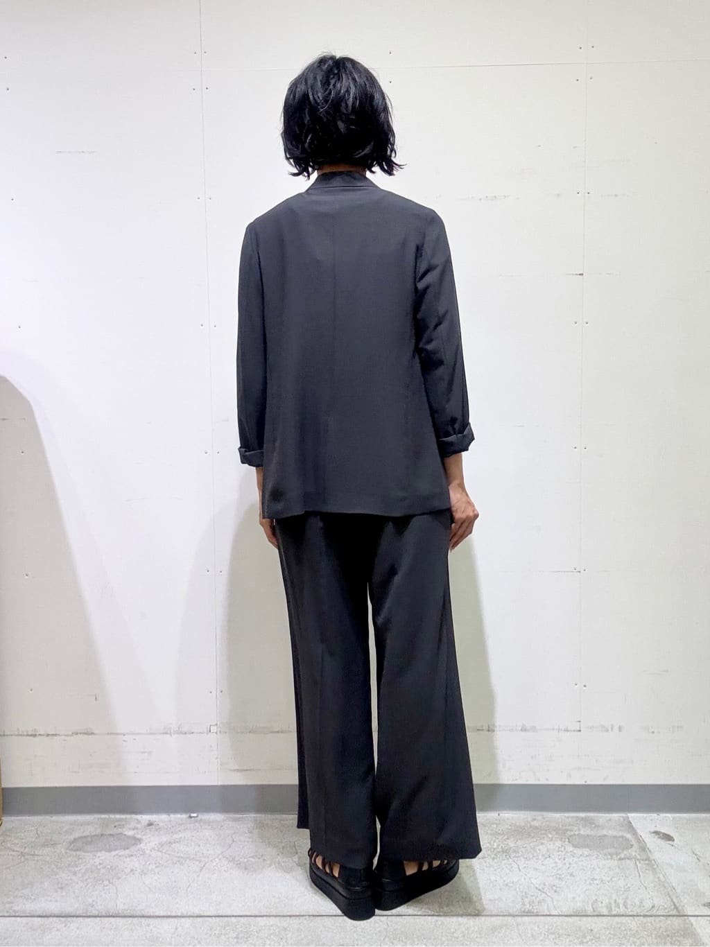 naoさんの「INDIVI｜【軽く羽織れる！】ダブルジャケット」を使ったコーディネート