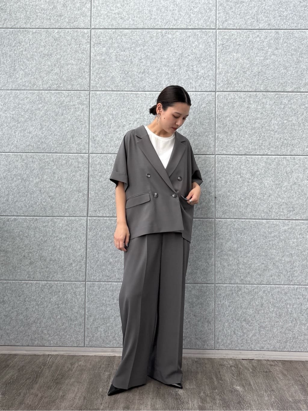 ayanoさんの「INDIVI｜キャミセットカットソー」を使ったコーディネート