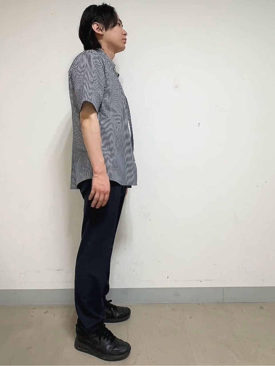 溝端佑太朗さんの「TAKEO KIKUCHI｜【Sサイズ～】ラッセルメッシュ パンツ」を使ったコーディネート