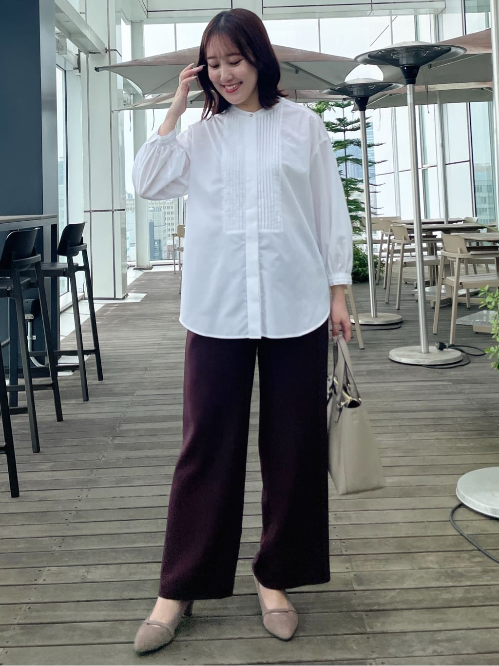 yukariさんの「Reflect｜【程よいゆとり感／体型カバー】ピンタックデザインシャンブレーブラウス」を使ったコーディネート