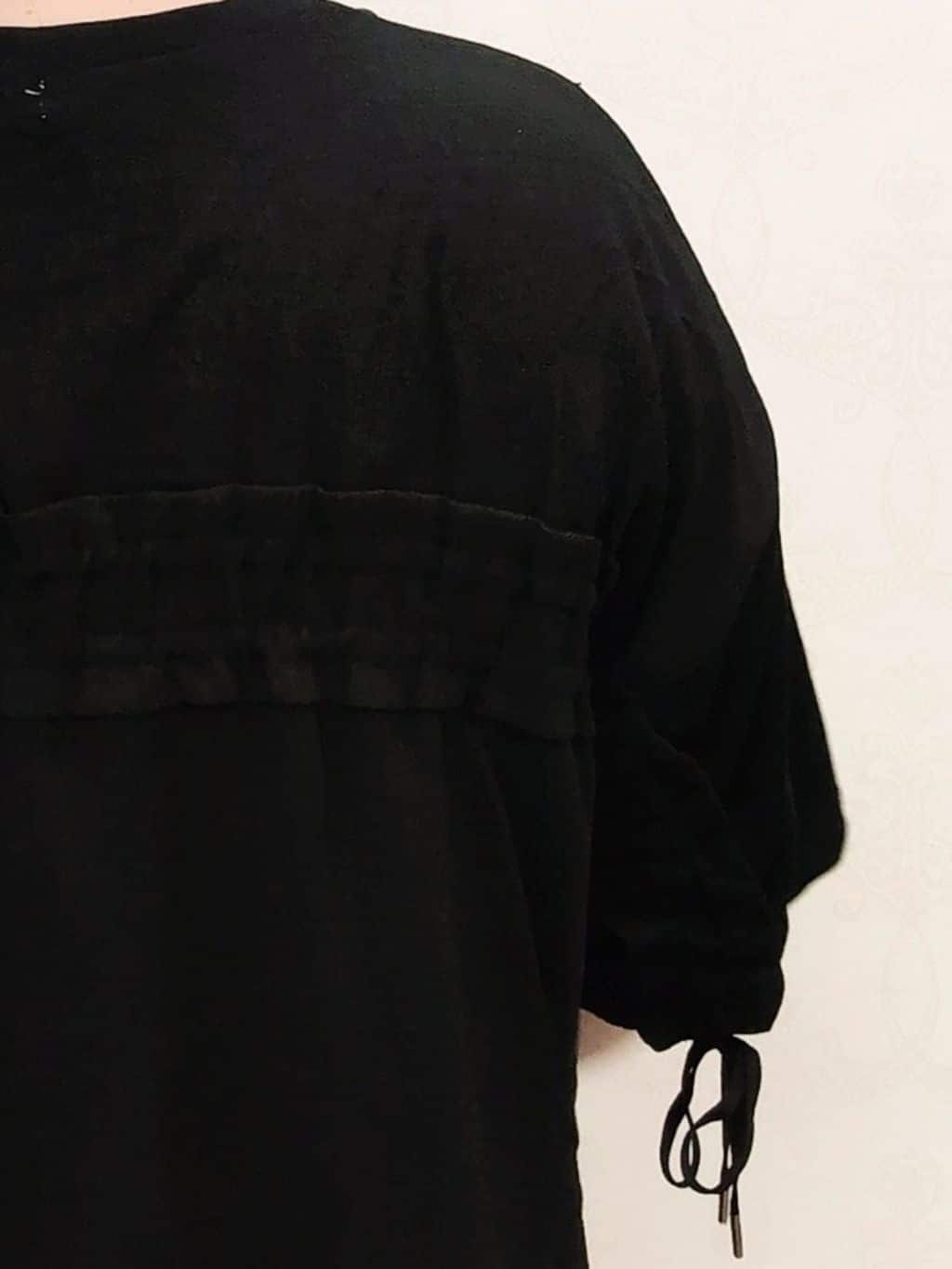 haseさんの「grove｜後ろ姿で魅せる　バックドロストシャーリングTシャツ」を使ったコーディネート