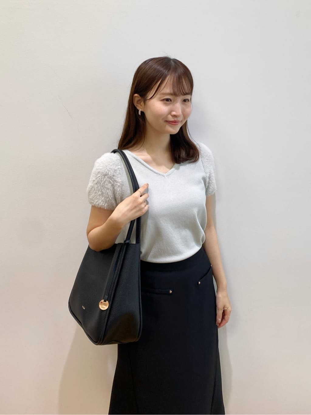 みさかさんの「index｜バックフレアマーメイドスカート【洗濯機洗い可／イージーアイロン】」を使ったコーディネート
