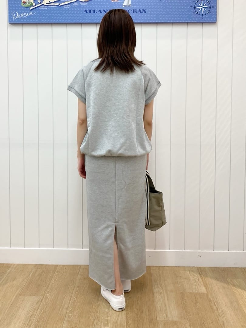 yoshiさんの「Dessin｜【セットアップ可・洗える】ラメ裏毛トップス」を使ったコーディネート