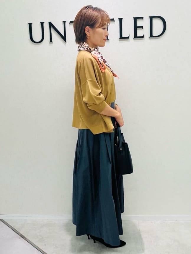 yukiさんの「UNTITLED｜【アンサンブル可/洗える】シアーノースリーブ プルオーバー」を使ったコーディネート
