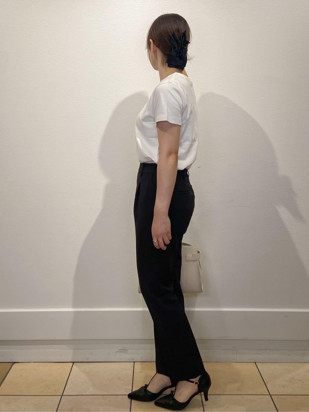 kimiさんの「index｜《S-LLサイズ》フロッキーロゴTシャツ【接触冷感／UVケア／洗濯機洗い可】」を使ったコーディネート