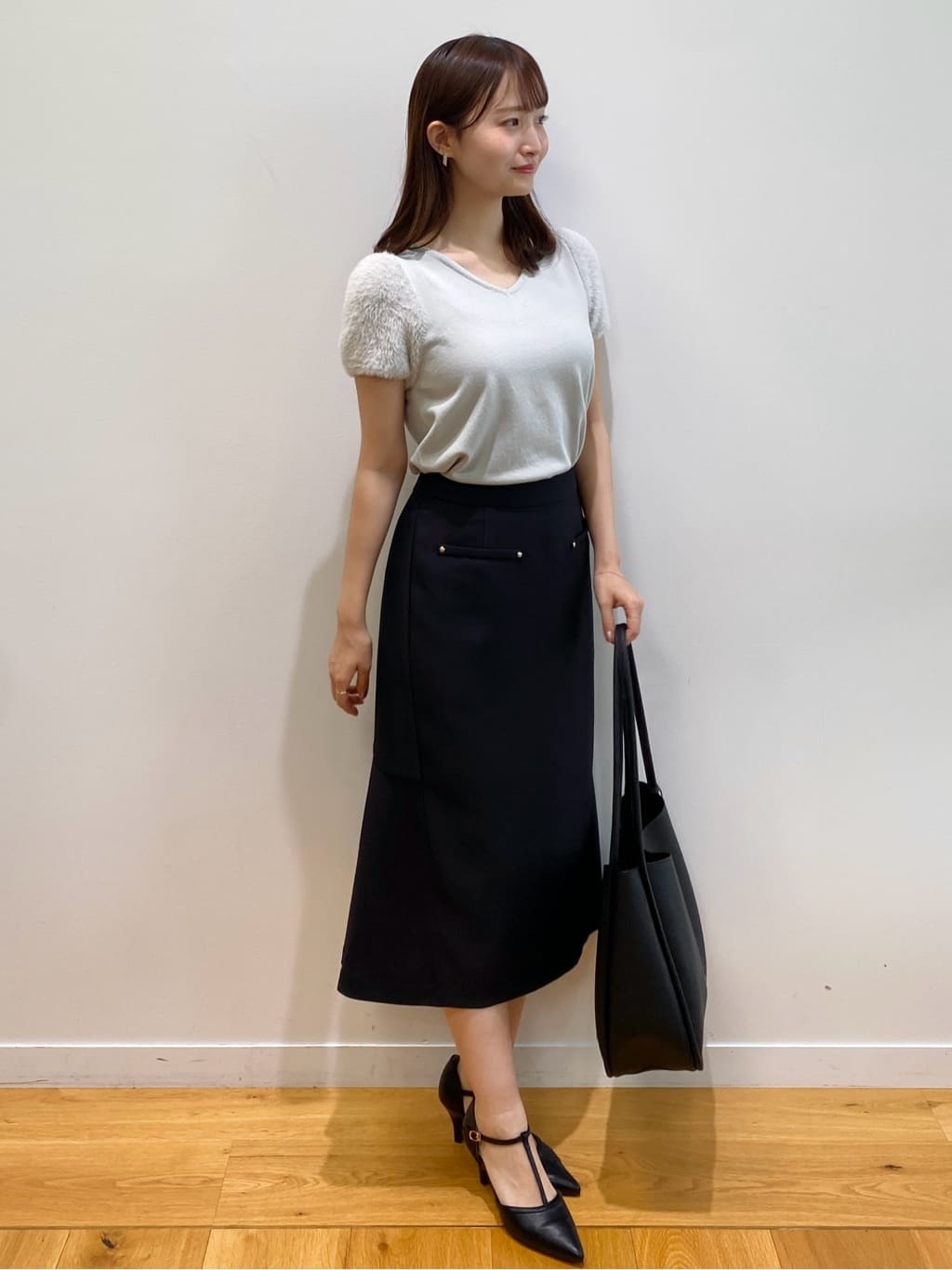 みさかさんの「index｜バックフレアマーメイドスカート【洗濯機洗い可／イージーアイロン】」を使ったコーディネート