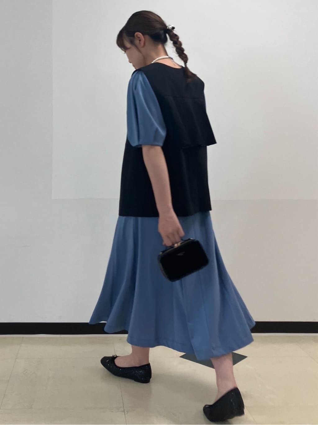 MAYUKIさんの「index｜バックフリルデザインジレ／セットアップ可【洗濯機洗い可／接触冷感／吸水速乾／ストレッチ】」を使ったコーディネート