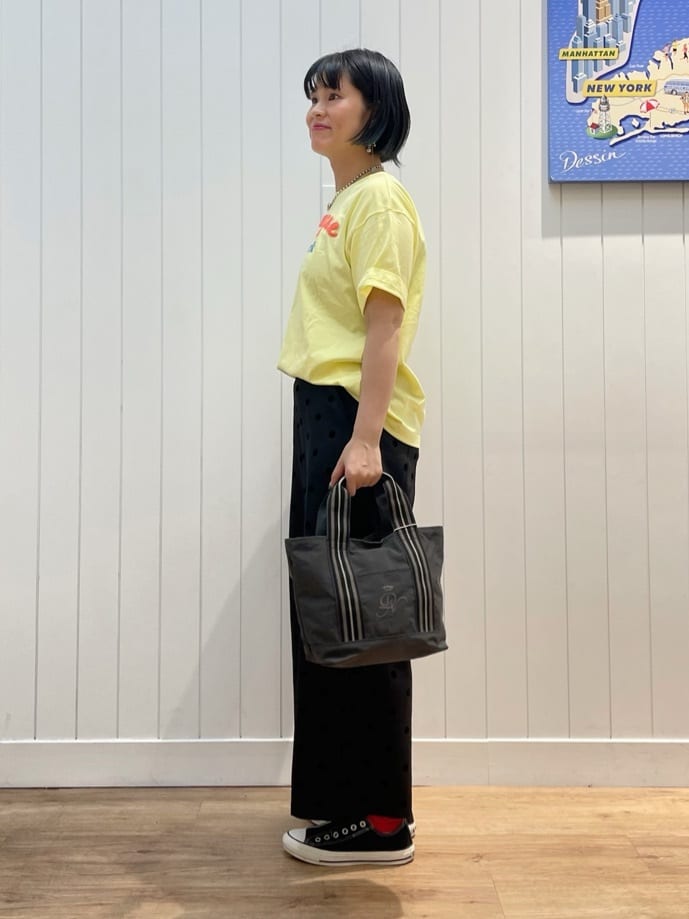 mikaさんの「Dessin｜【洗える】オーガニックコットンロゴTシャツ」を使ったコーディネート