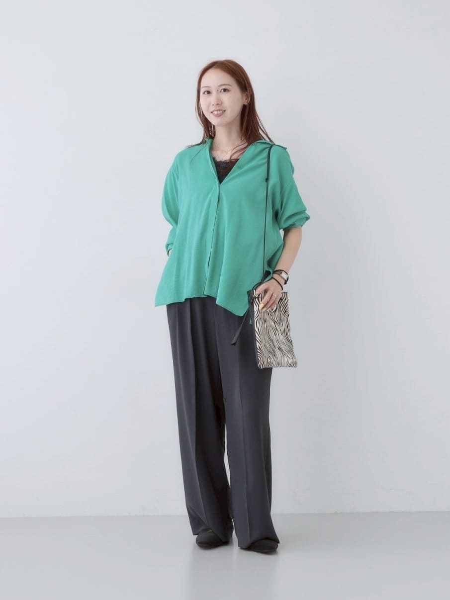 mitsukiさんの「INDIVI｜【着心地◎！】タックワイドパンツ」を使ったコーディネート