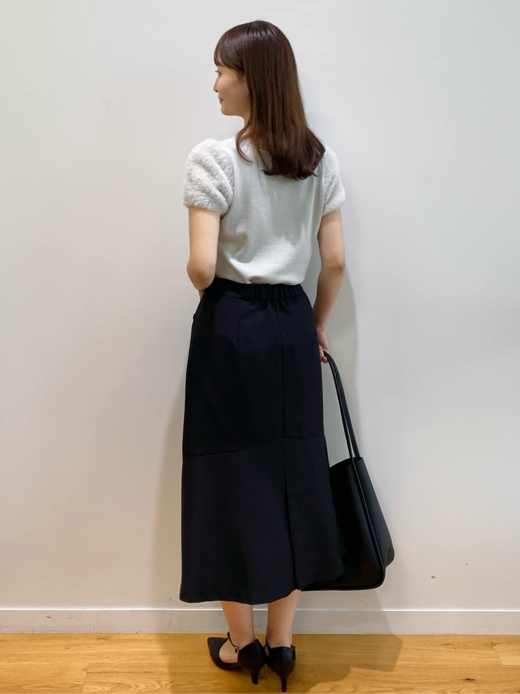 みさかさんの「index｜バックフレアマーメイドスカート【洗濯機洗い可／イージーアイロン】」を使ったコーディネート