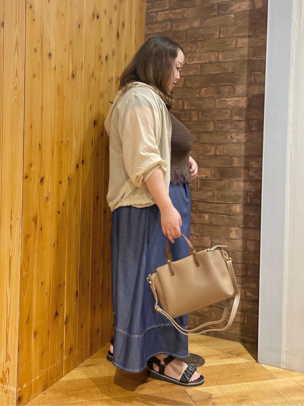Risaさんの「SHOO･LA･RUE｜【S-LL】柔らかシアーでこなれるフーディブルゾン」を使ったコーディネート