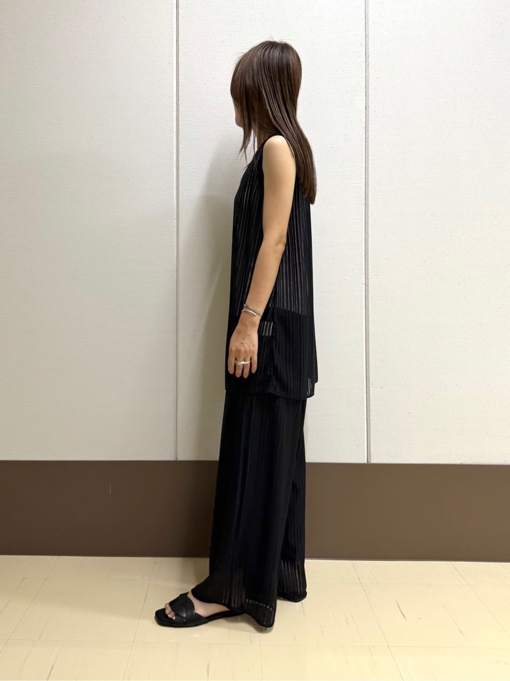 mamiさんの「INDIVI｜【洗える／セットアップ可能】ラッセルチュニック」を使ったコーディネート