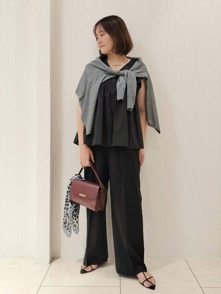 naokoさんの「UNTITLED｜【後ろウエストゴム/ストレッチ性/オンオフ】ジャージナロースカート」を使ったコーディネート