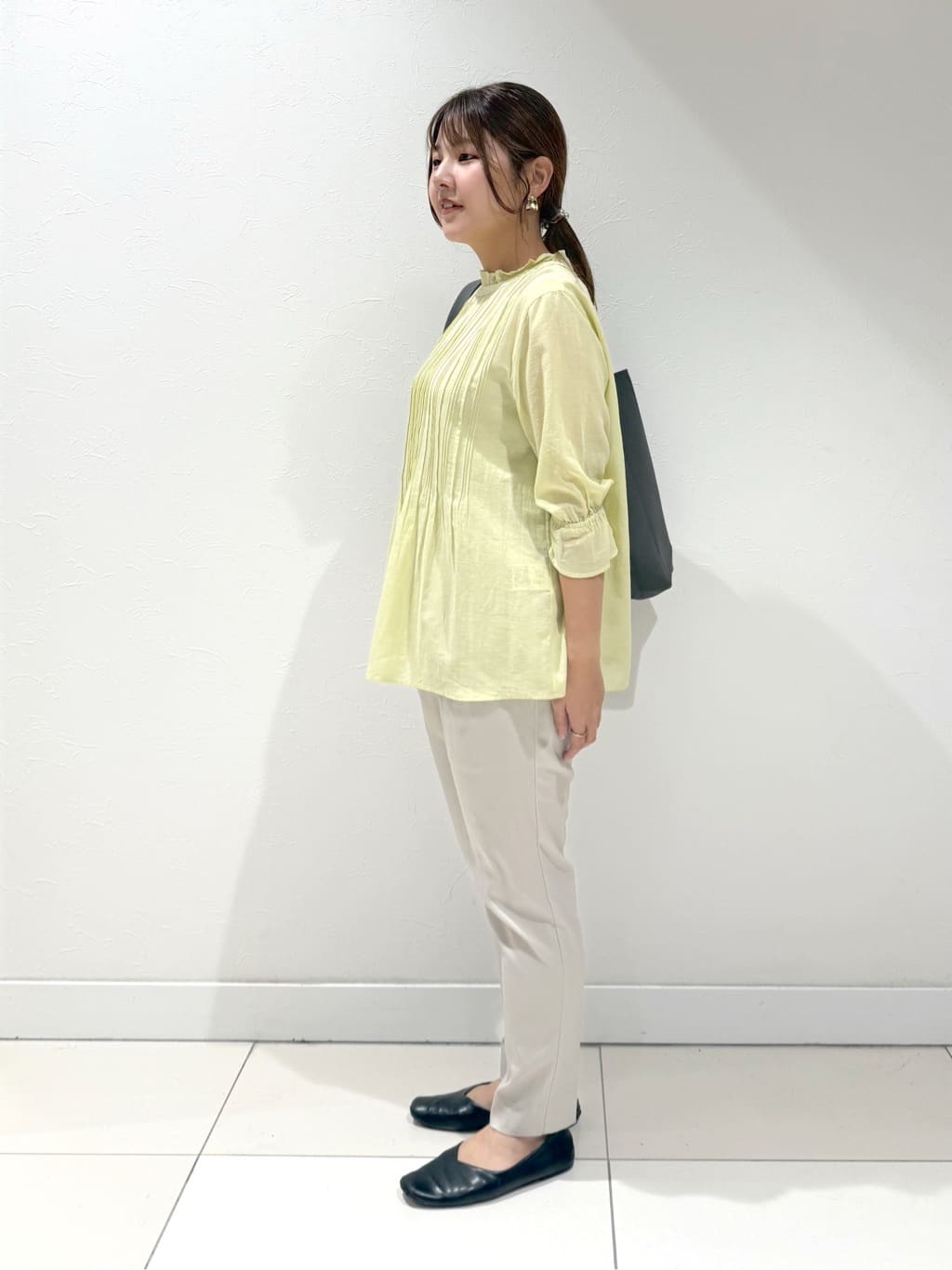 YUUKIさんの「INDIVI｜【洗える/コットン】ピンタックシアーブラウス」を使ったコーディネート