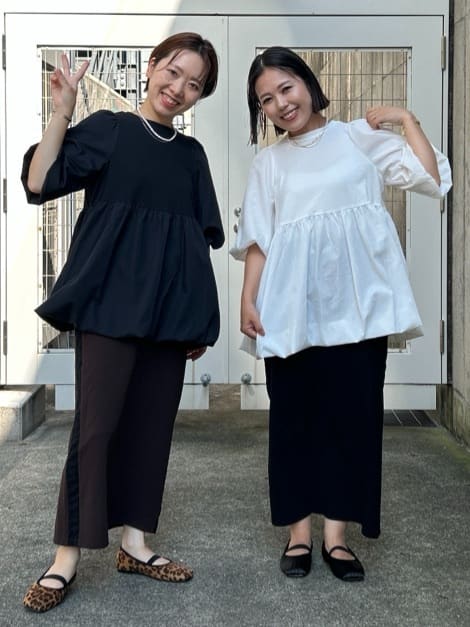 ga_riさんの「THE SHOP TK｜バルーンスリーブペプラムチュニック【洗える】」を使ったコーディネート