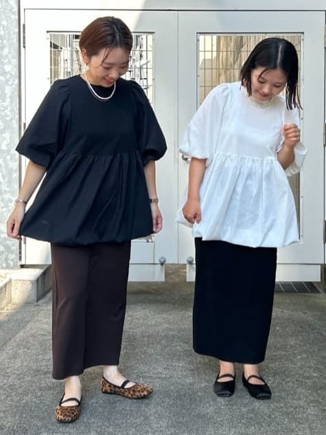 ga_riさんの「THE SHOP TK｜バルーンスリーブペプラムチュニック【洗える】」を使ったコーディネート