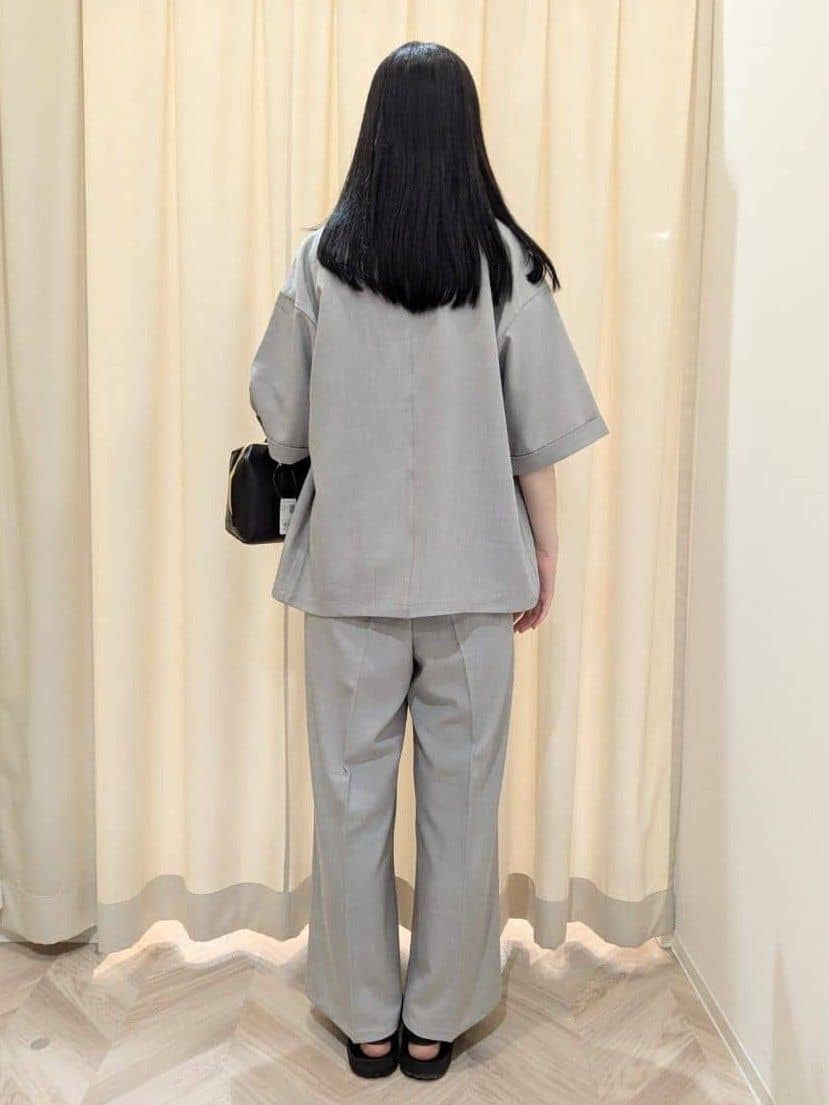 hinaさんの「SHOO･LA･RUE｜【S-LL/ひんやり/前後2WAY】シンプルだから使いやすい テレコTシャツ」を使ったコーディネート
