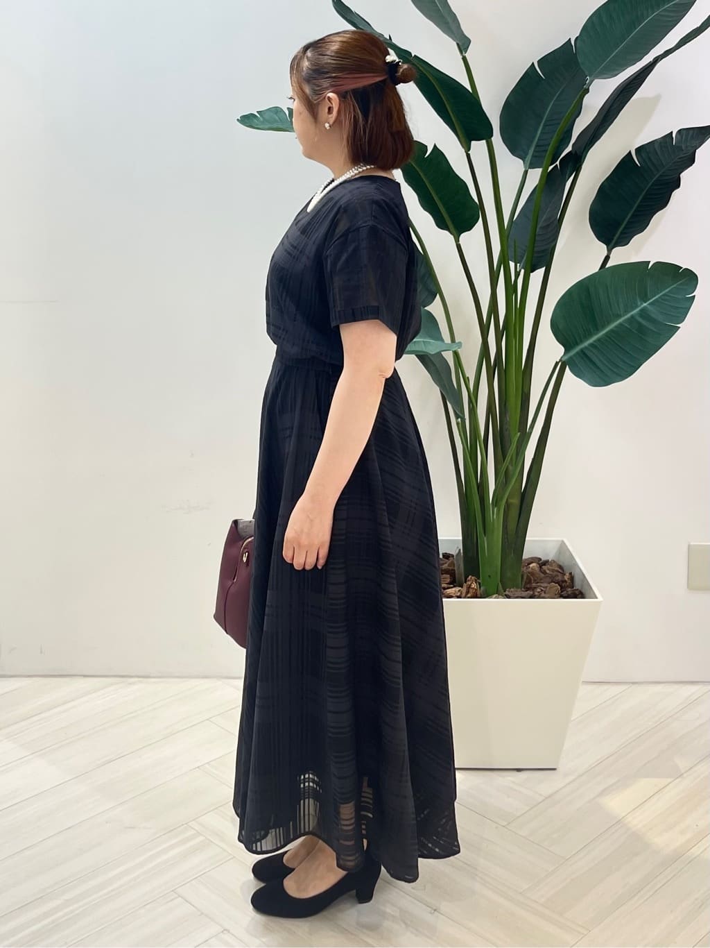 Tomoさんの「UNTITLED｜【セットアップ可/エレガント】シアーチェックTブラウス」を使ったコーディネート