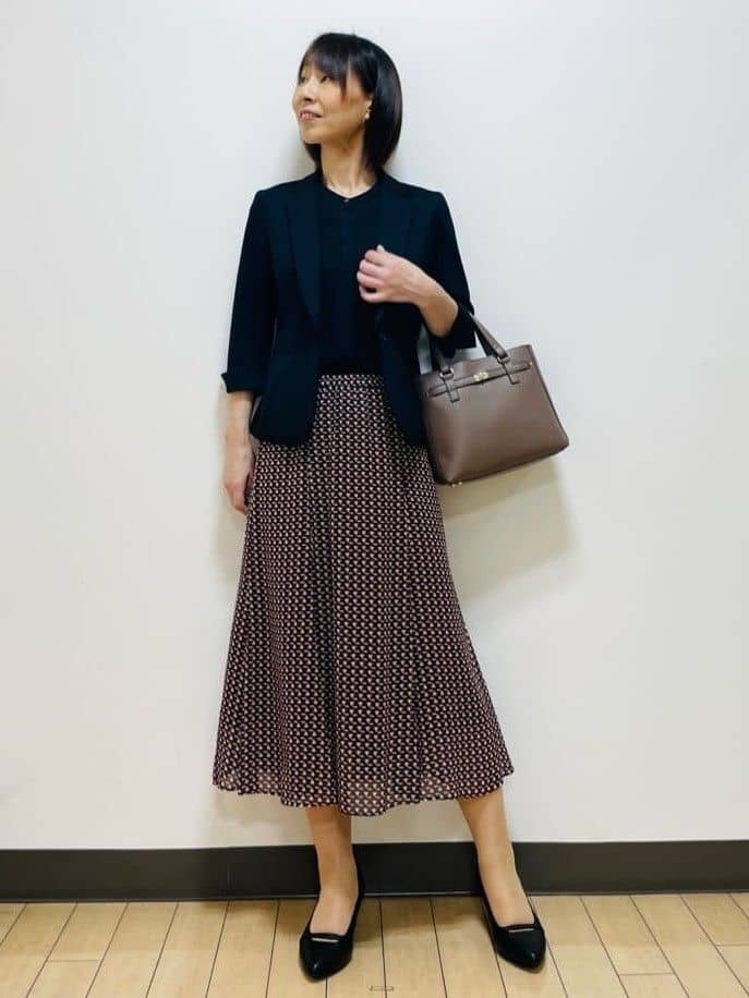 Riiさんの「Reflect｜【インナーに◎／すっきり見え！長め丈】タックデティールブラウス」を使ったコーディネート
