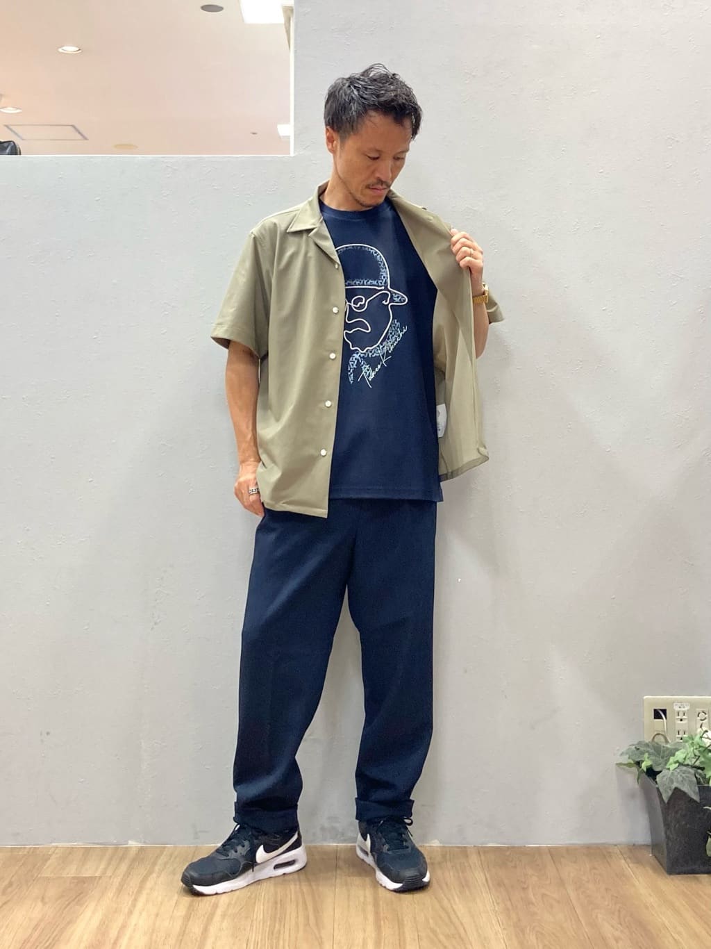 シュンさんの「TAKEO KIKUCHI｜【COOL CITY WEAR】エアートール オープンカラーシャツ /接触冷感・通気性」を使ったコーディネート