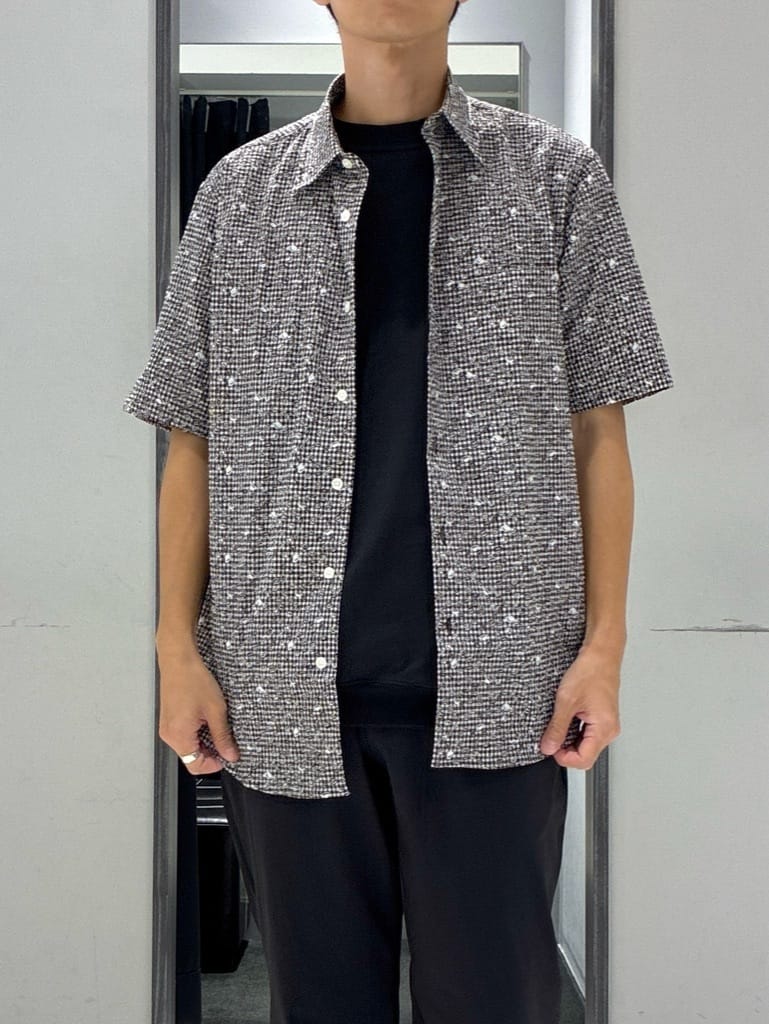 わいずみさんの「TAKEO KIKUCHI｜【抗菌防臭／5サイズ展開】ハイゲージポンチ Tシャツ」を使ったコーディネート