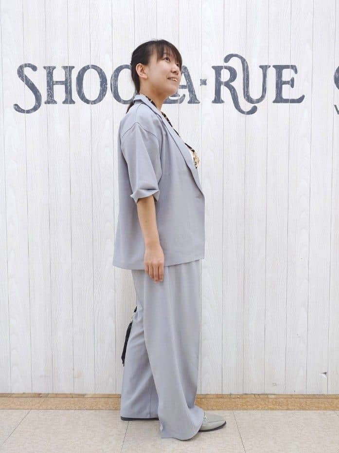 とろろさんの「SHOO･LA･RUE｜【S-LL/ひんやり/UV】選べる6柄でそれぞれ欲しくなる プリントTシャツ」を使ったコーディネート