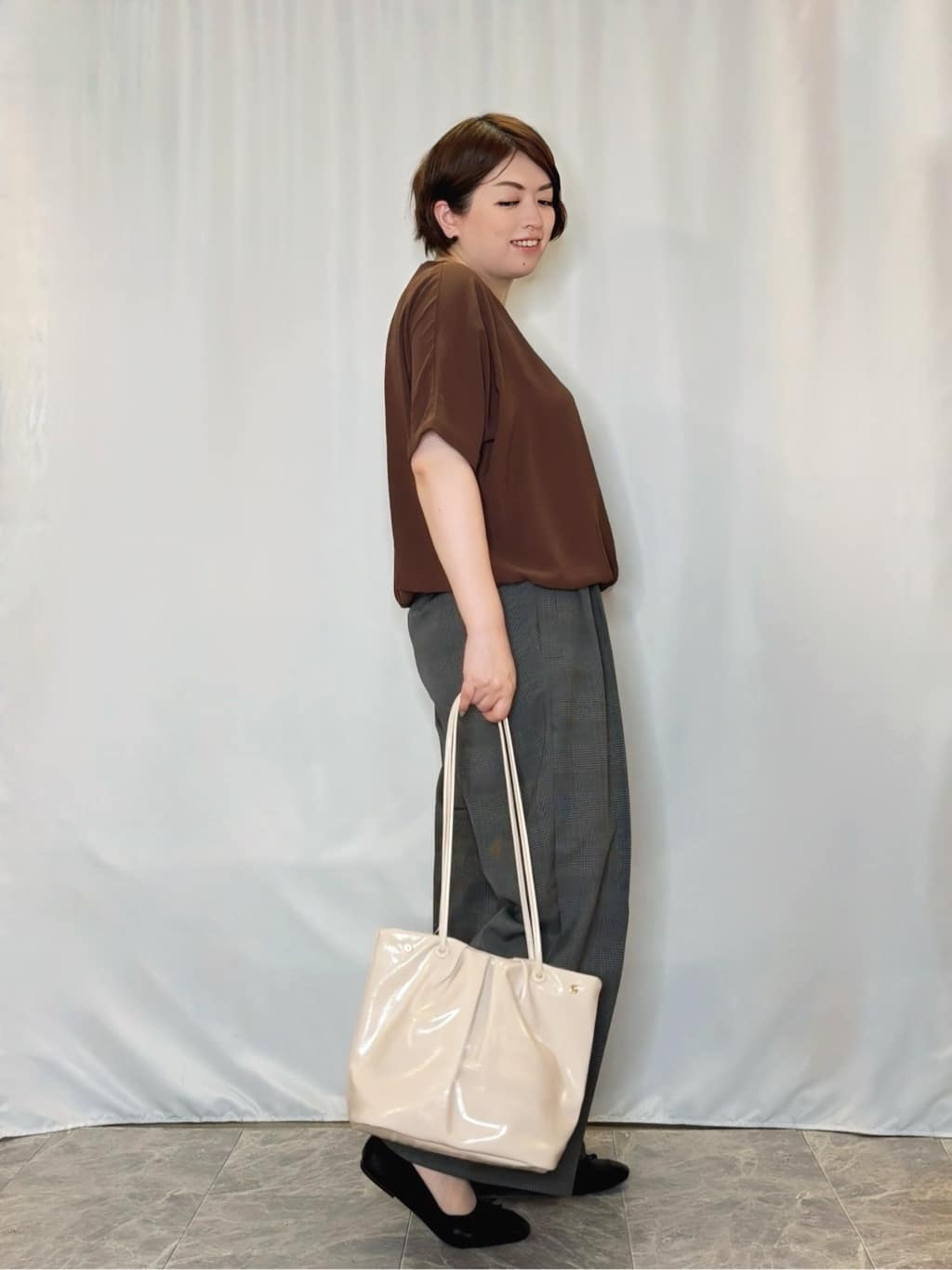 たみさんの「SHOO･LA･RUE｜【洗濯後しわになりにくい】さらっとタッチの 5分袖ドルマンブラウス」を使ったコーディネート