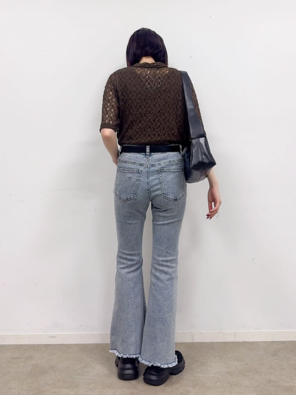 𝐜𝐡𝐢𝐤𝐚さんの「SHOO･LA･RUE｜【ひんやり/S-LL】ストレッチフレアデニム」を使ったコーディネート