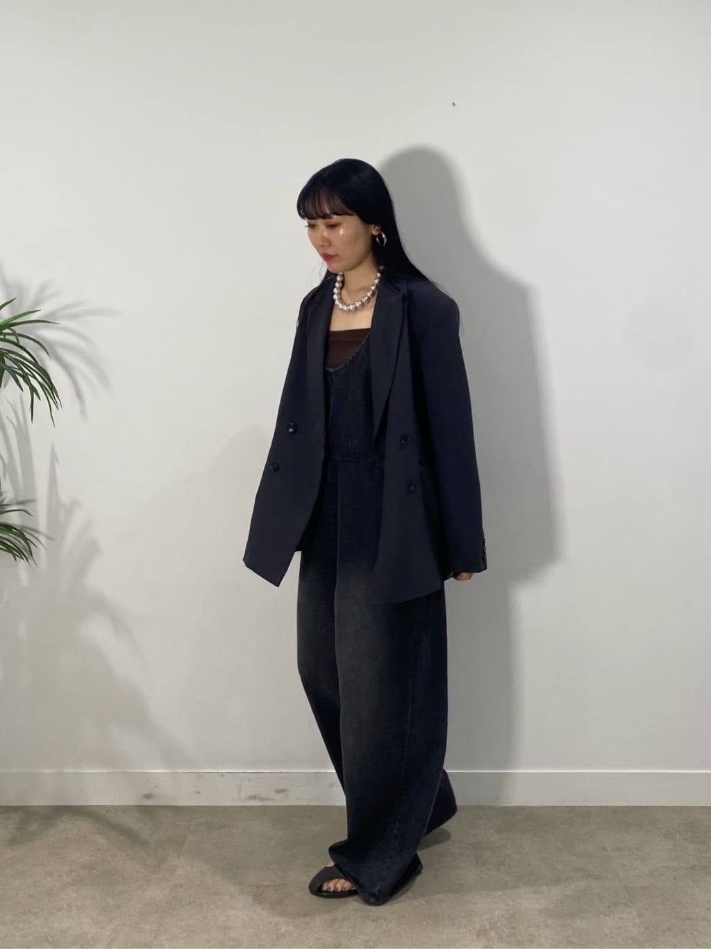 rinaさんの「INDIVI｜デニムサロペット」を使ったコーディネート