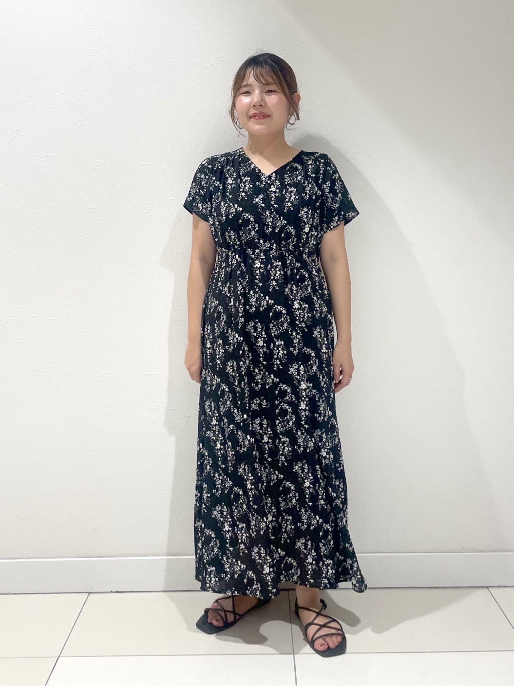 YUUKIさんの「INDIVI｜【定番スーツ／UVケア／洗える】ウール調ノーカラージャケット」を使ったコーディネート