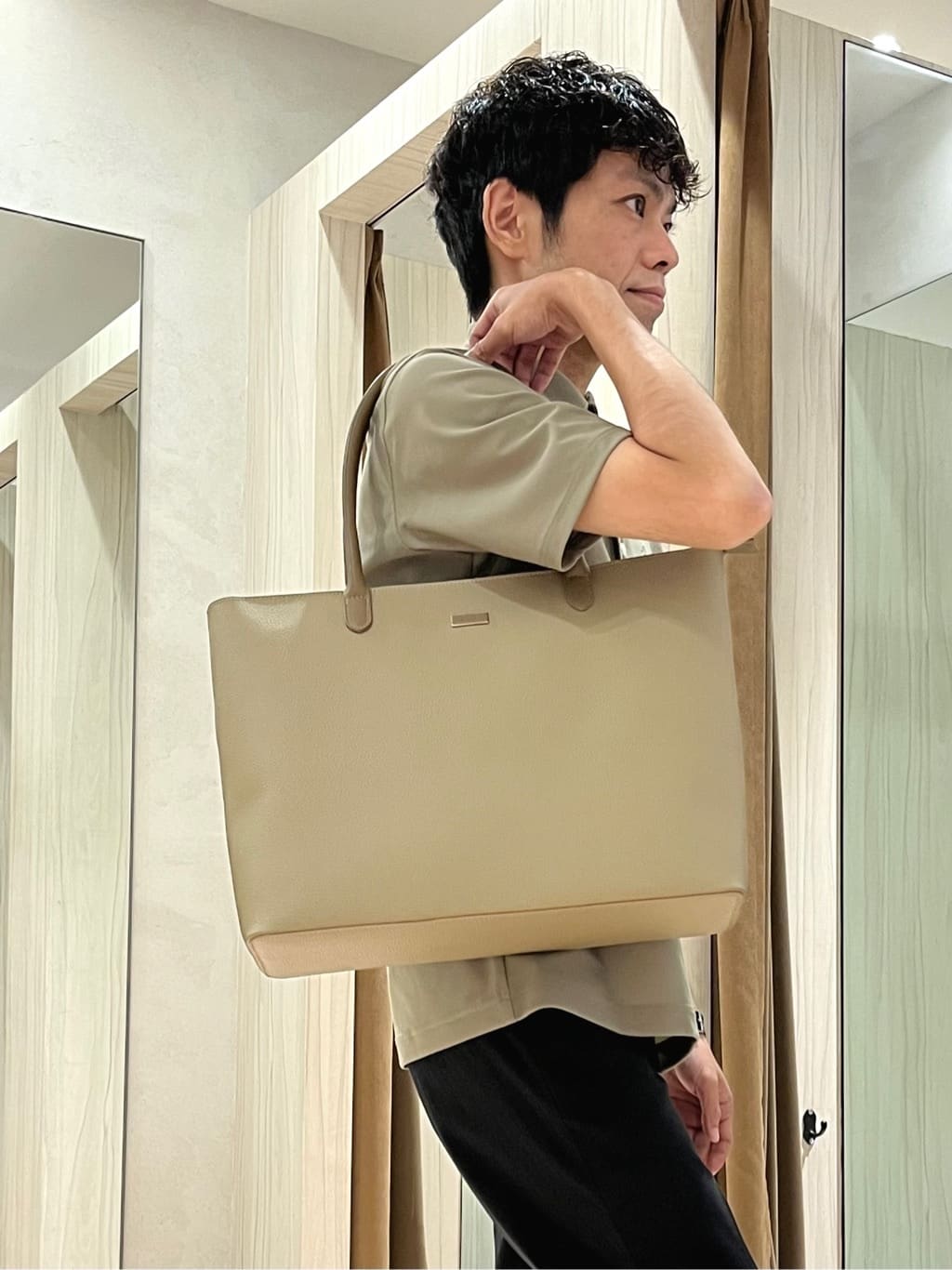 URAさんの「TAKEO KIKUCHI｜【COOL CITY WEAR】エアートール ポロシャツ /接触冷感・通気性」を使ったコーディネート