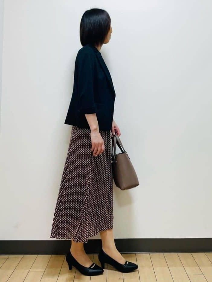 Riiさんの「Reflect｜【インナーに◎／すっきり見え！長め丈】タックデティールブラウス」を使ったコーディネート