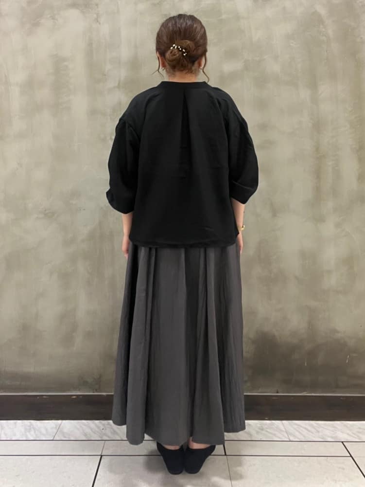 すえさんの「grove｜ラフだけどおしゃれ　チュールレイヤードTシャツ」を使ったコーディネート