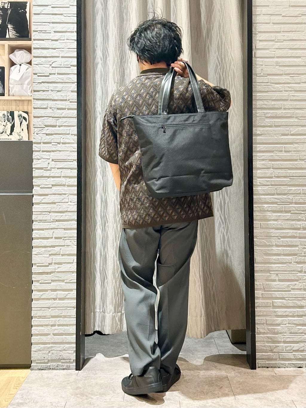 KENJI Iさんの「THE SHOP TK｜ジオメニットポロシャツ　【洗濯機OK】」を使ったコーディネート