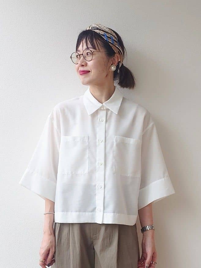MUTSUKOさんの「UNTITLED｜【前開き/洗える】ショート丈シアーシャツ」を使ったコーディネート