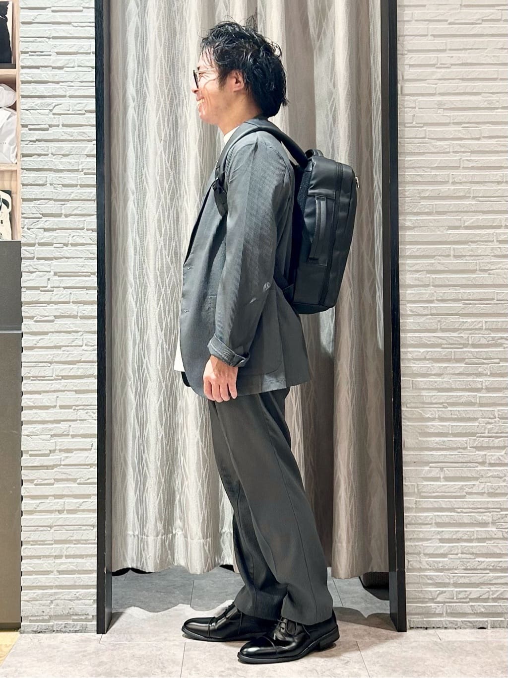 KENJI Iさんの「THE SHOP TK｜【Begin/ビギン10月号掲載】楊柳スマートジャケット　軽量/洗濯機OK/セットアップ可」を使ったコーディネート