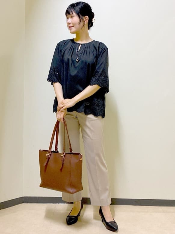  beni_gingerさんの「Reflect｜【洗える／セットアップ可】ストレートラインパンツ」を使ったコーディネート